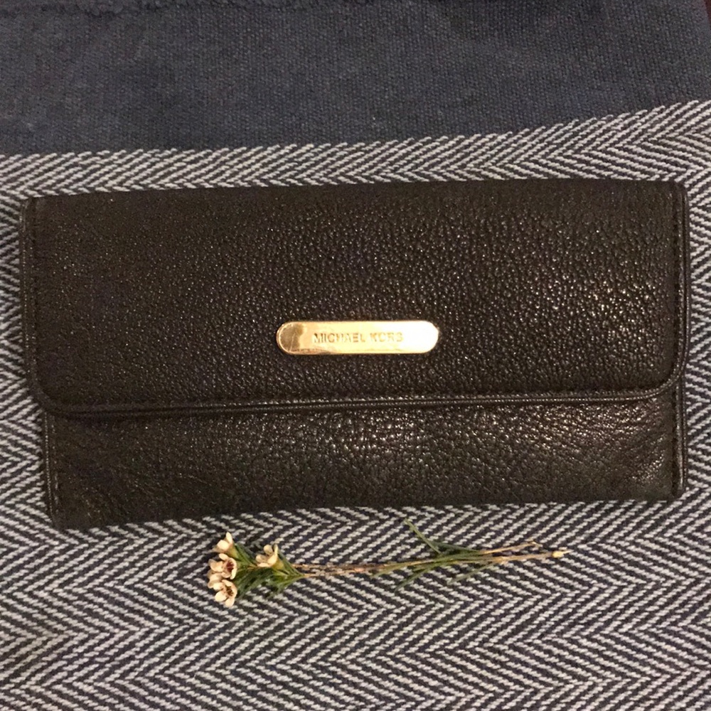 Black Pebble Leather Michael Kors Tri-Fold Wallet
